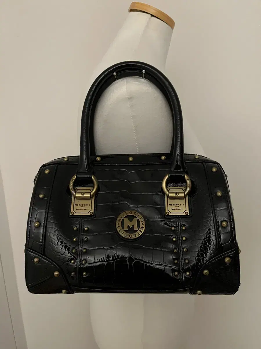 Metro city black bag